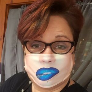 Meet your Posher, Robin